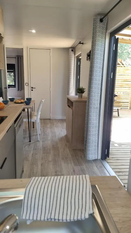 Camping les Restanques Bauduen Lodge